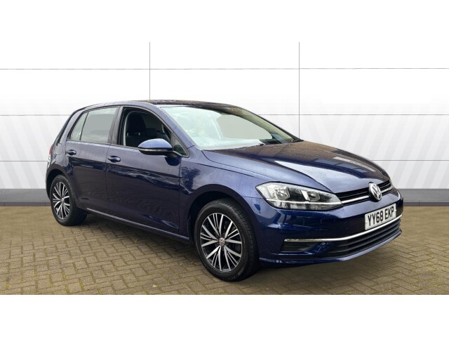 Main listing image - Volkswagen Golf