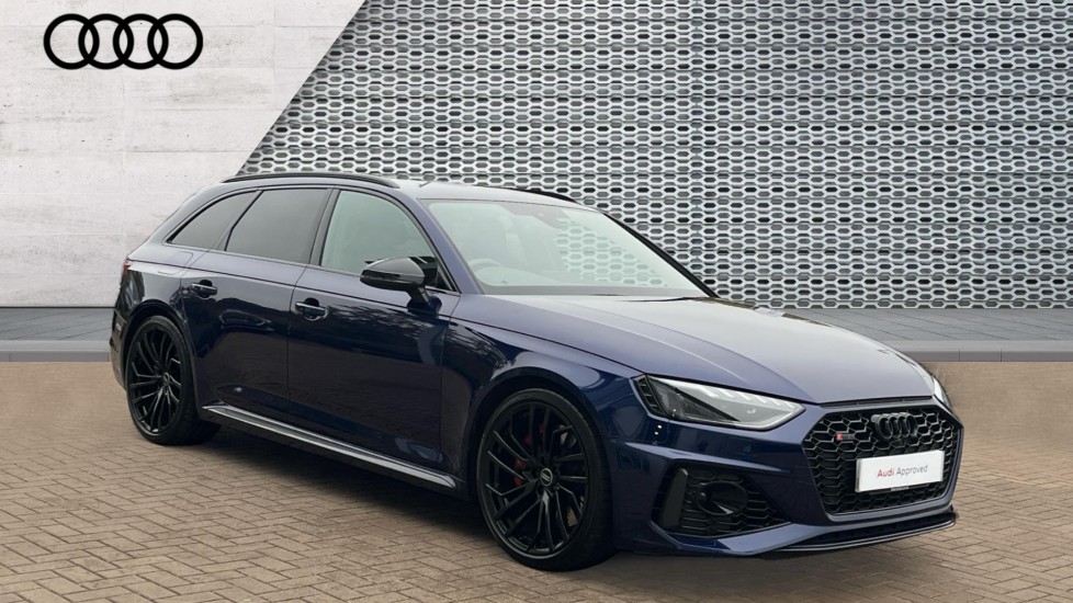 Main listing image - Audi RS4