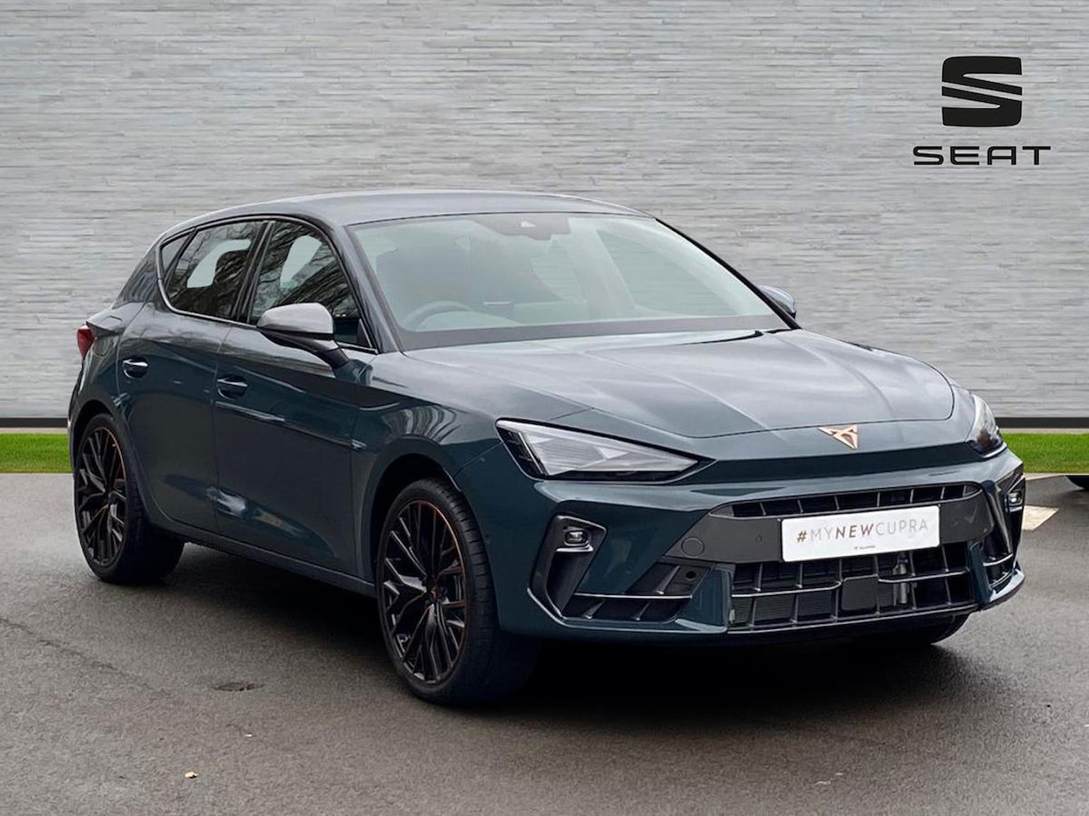 Main listing image - Cupra Leon