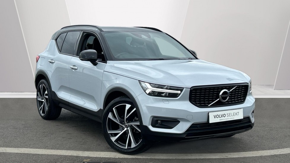 Main listing image - Volvo XC40
