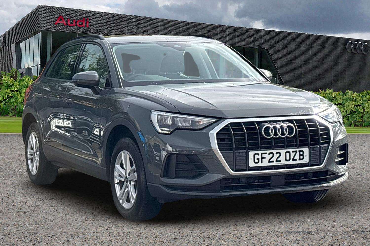 Main listing image - Audi Q3