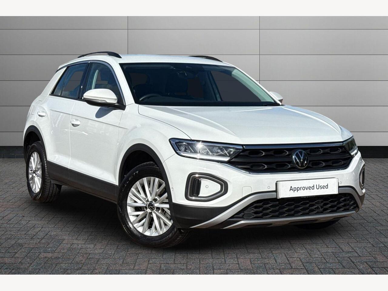 Main listing image - Volkswagen T-Roc