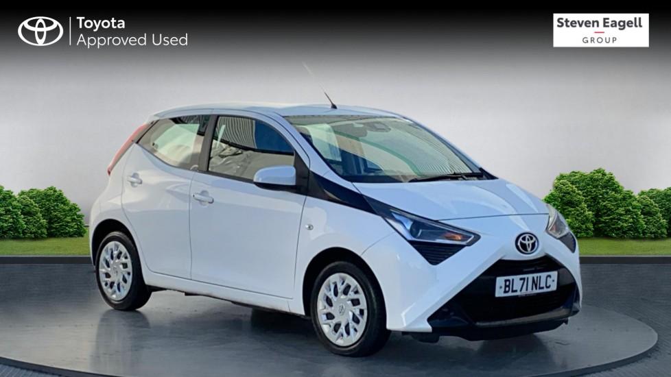 Main listing image - Toyota Aygo