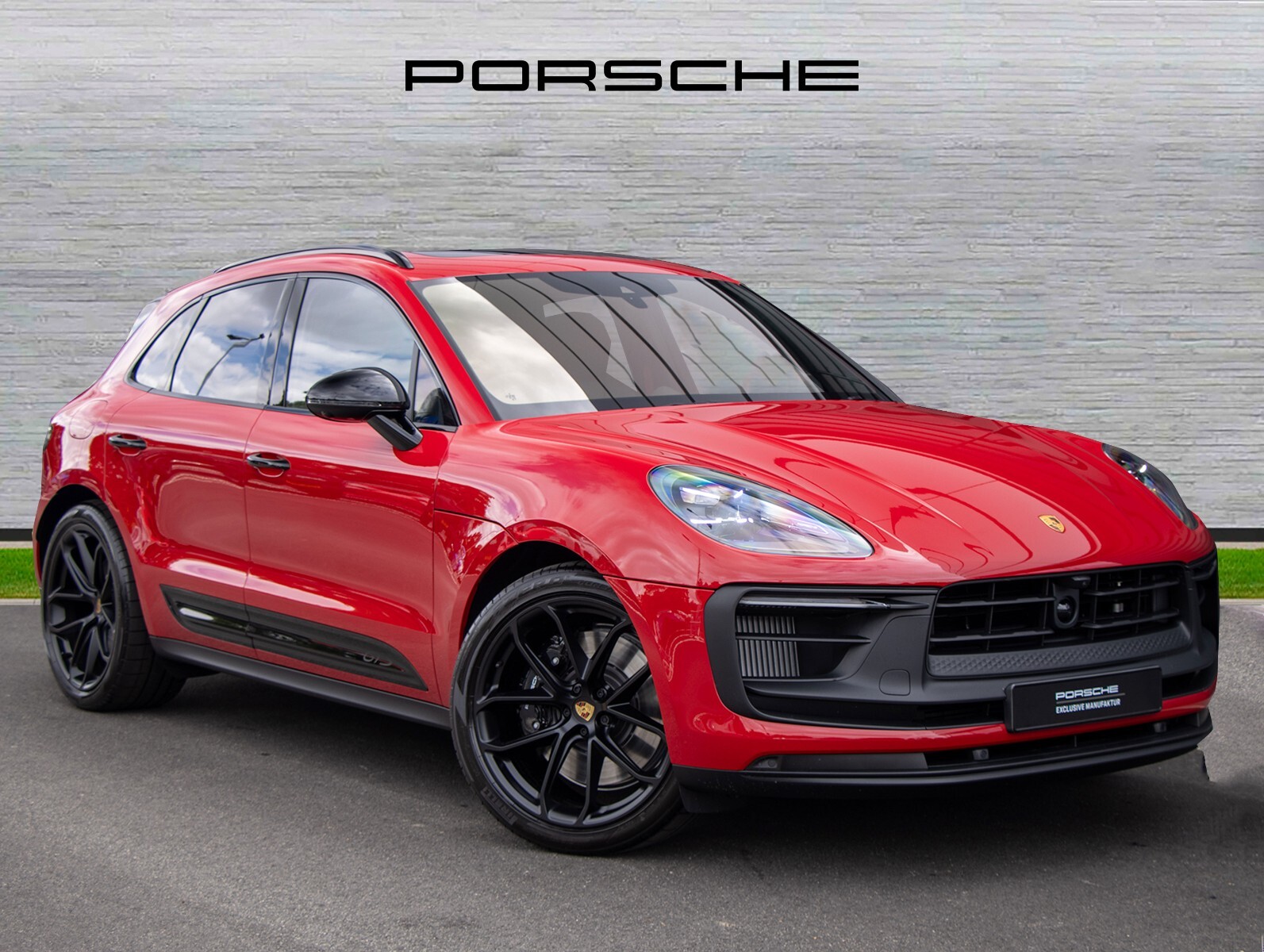 Main listing image - Porsche Macan