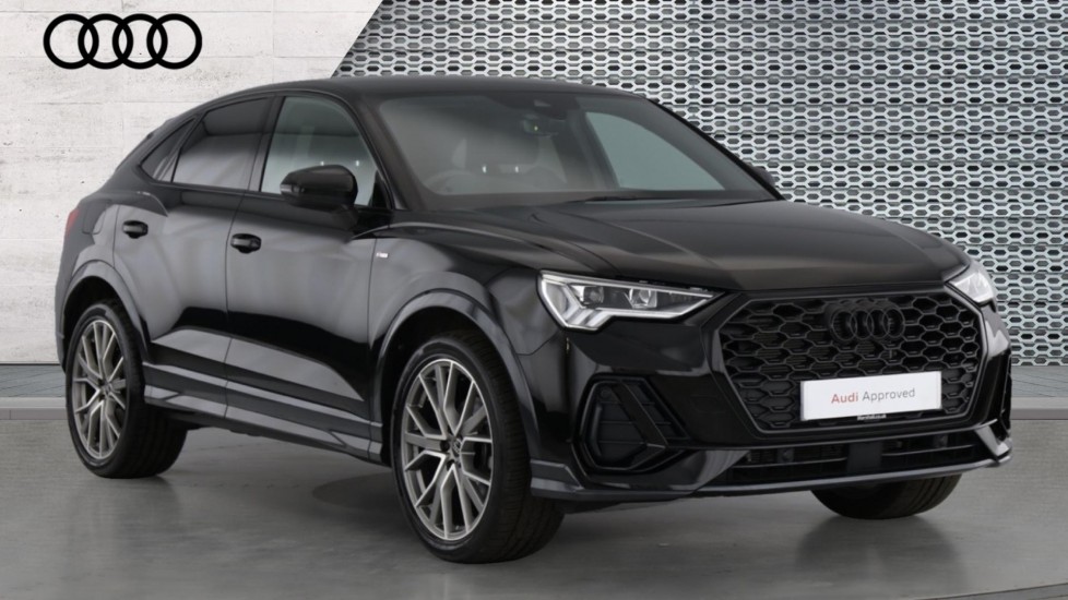 Main listing image - Audi Q3