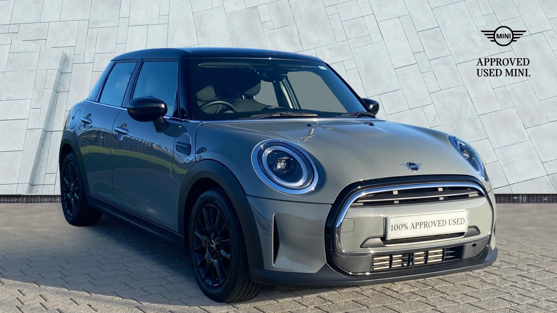 Main listing image - MINI Hatchback 5dr