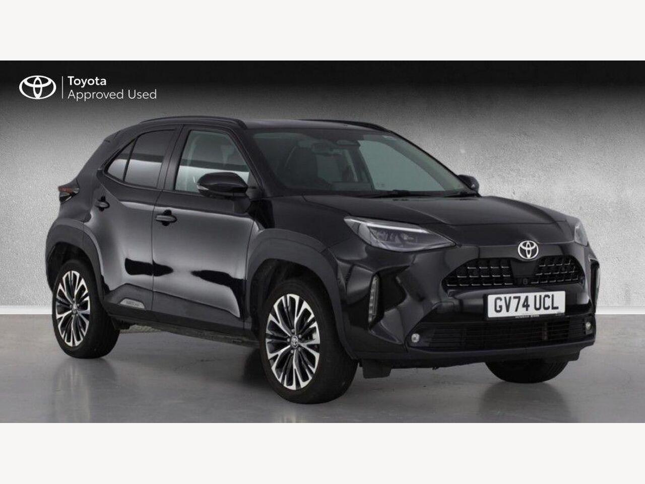 Main listing image - Toyota Yaris Cross