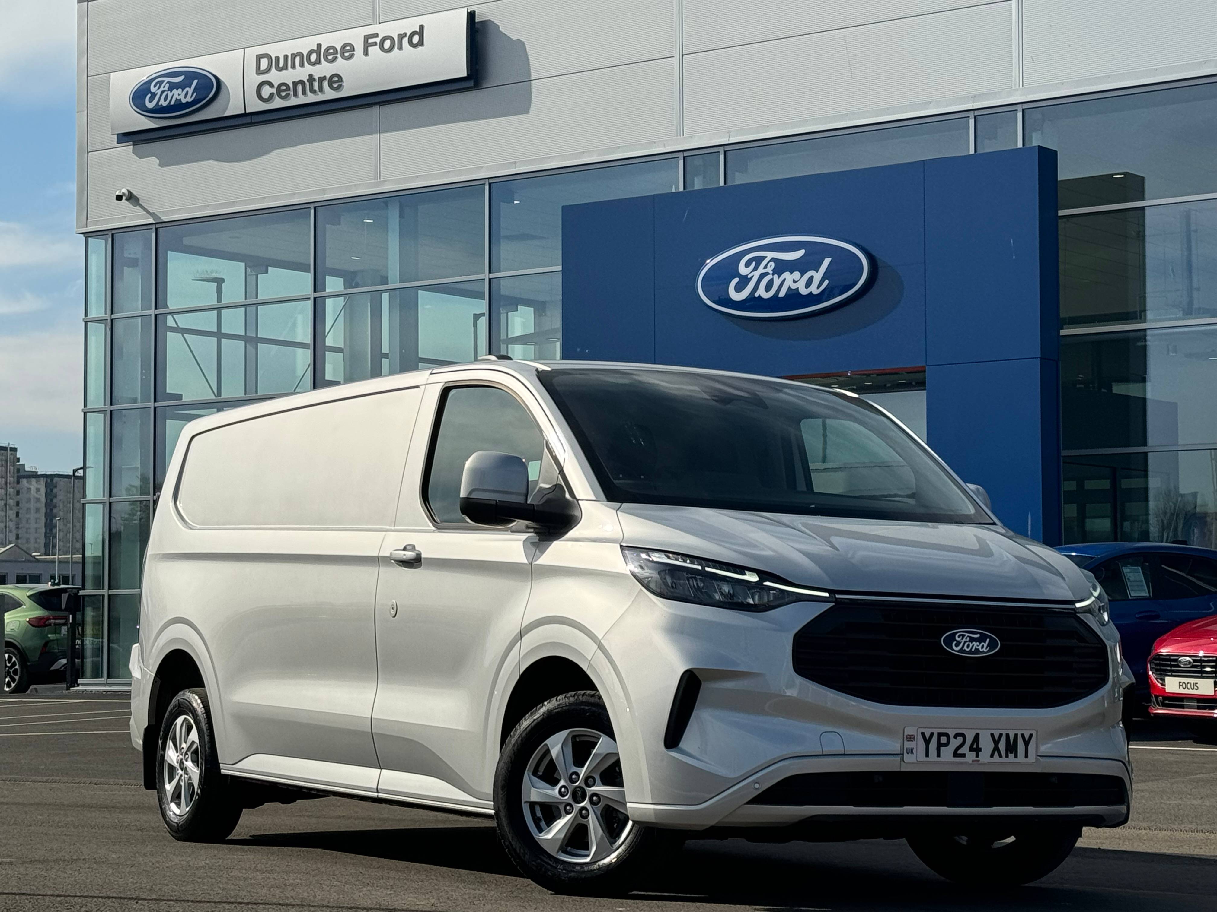 Main listing image - Ford Transit Custom