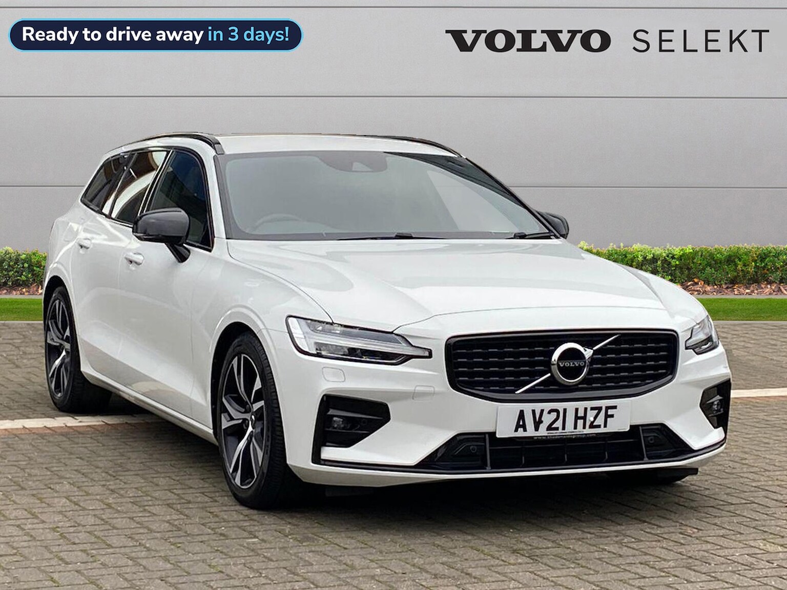 Main listing image - Volvo V60