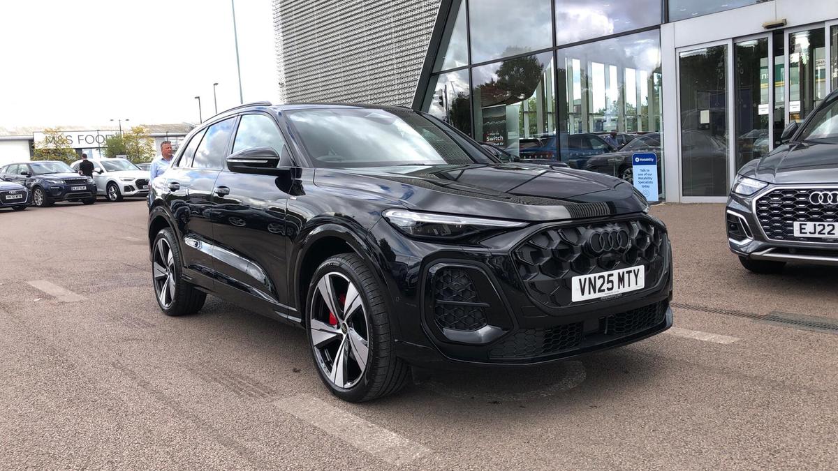 Main listing image - Audi Q5