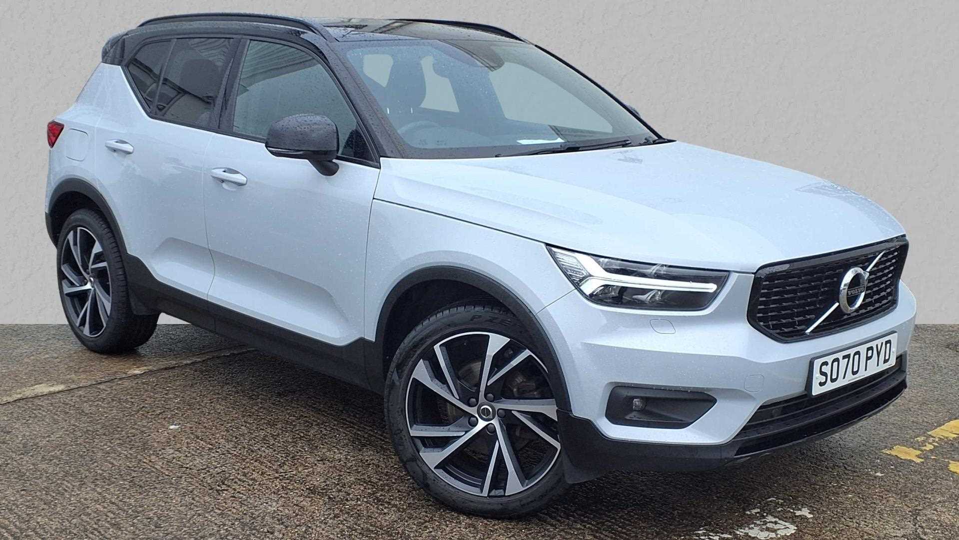 Main listing image - Volvo XC40