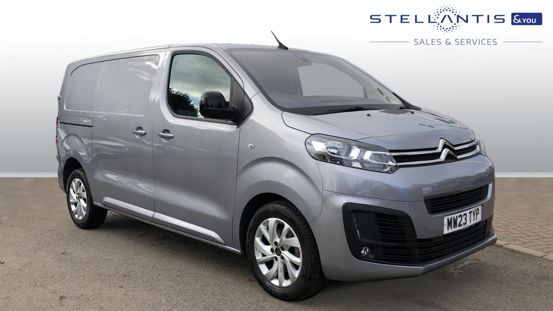 Main listing image - Citroen Dispatch