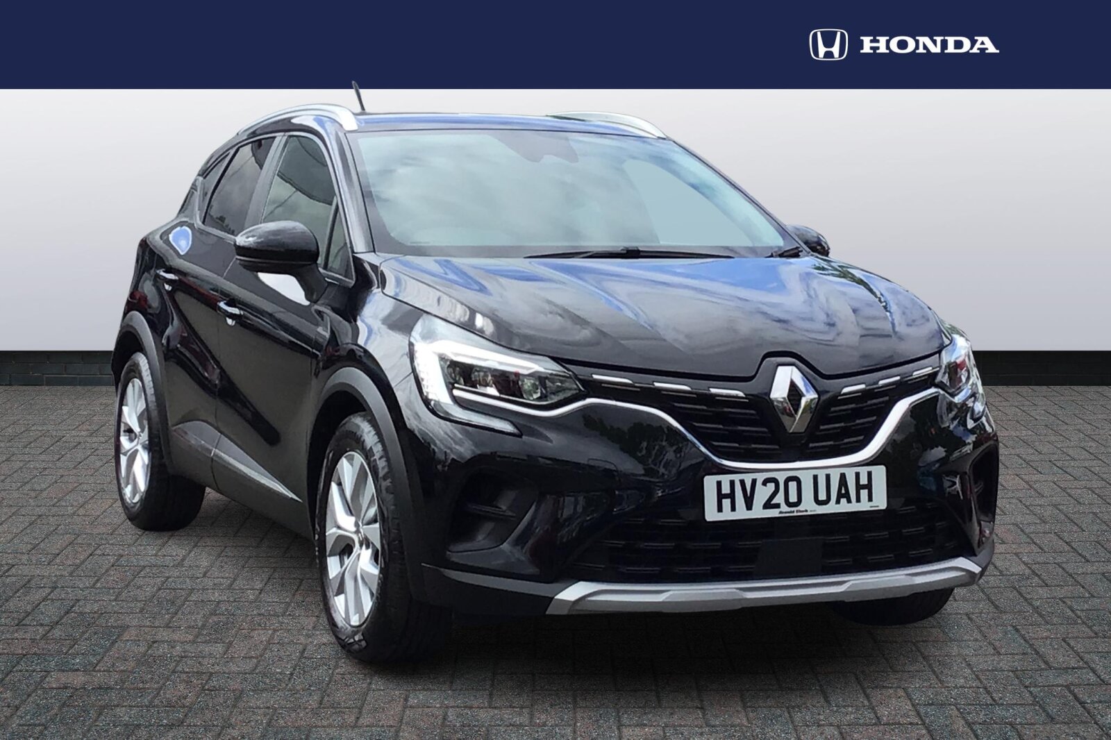 Main listing image - Renault Captur