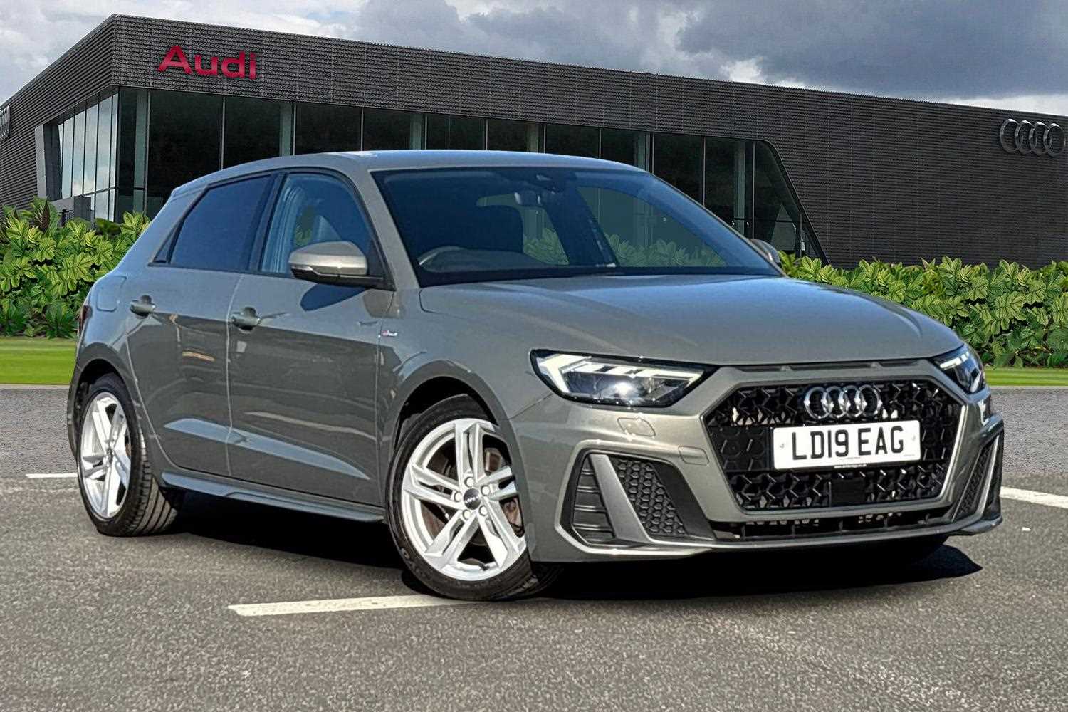Main listing image - Audi A1