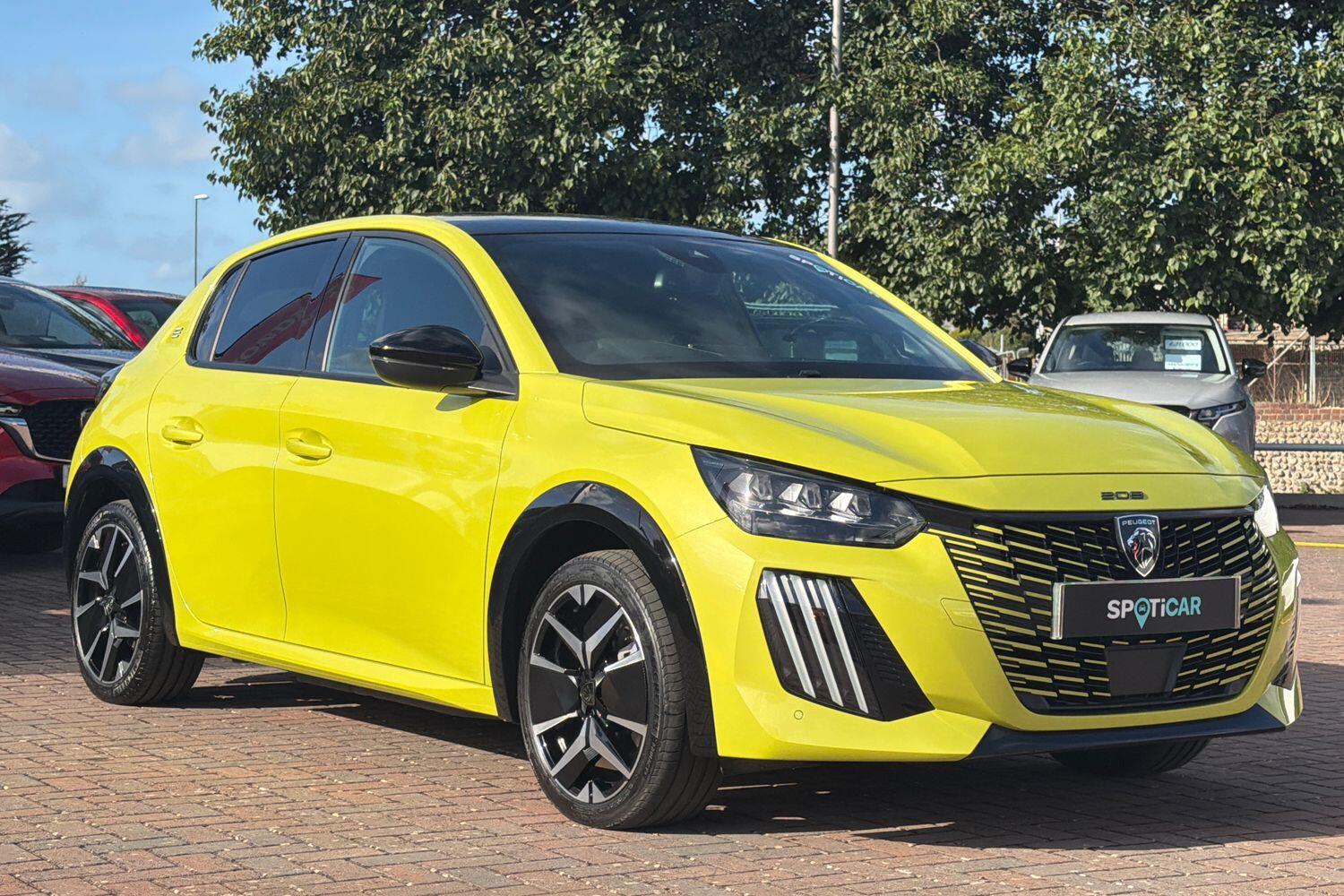 Main listing image - Peugeot 208