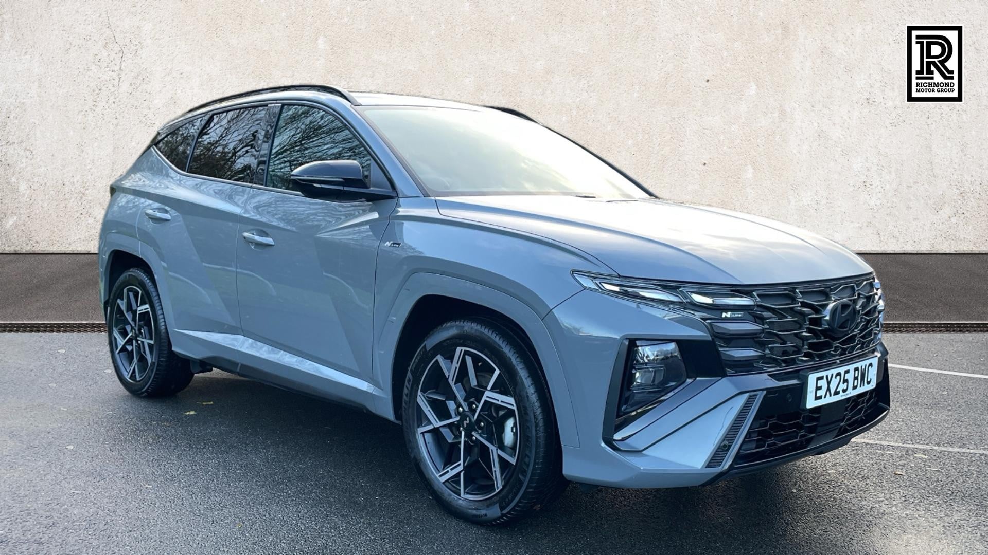 Main listing image - Hyundai Tucson