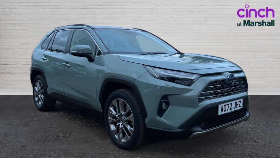 Main listing image - Toyota RAV4