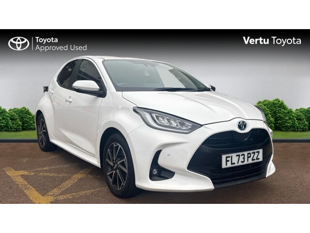 Main listing image - Toyota Yaris