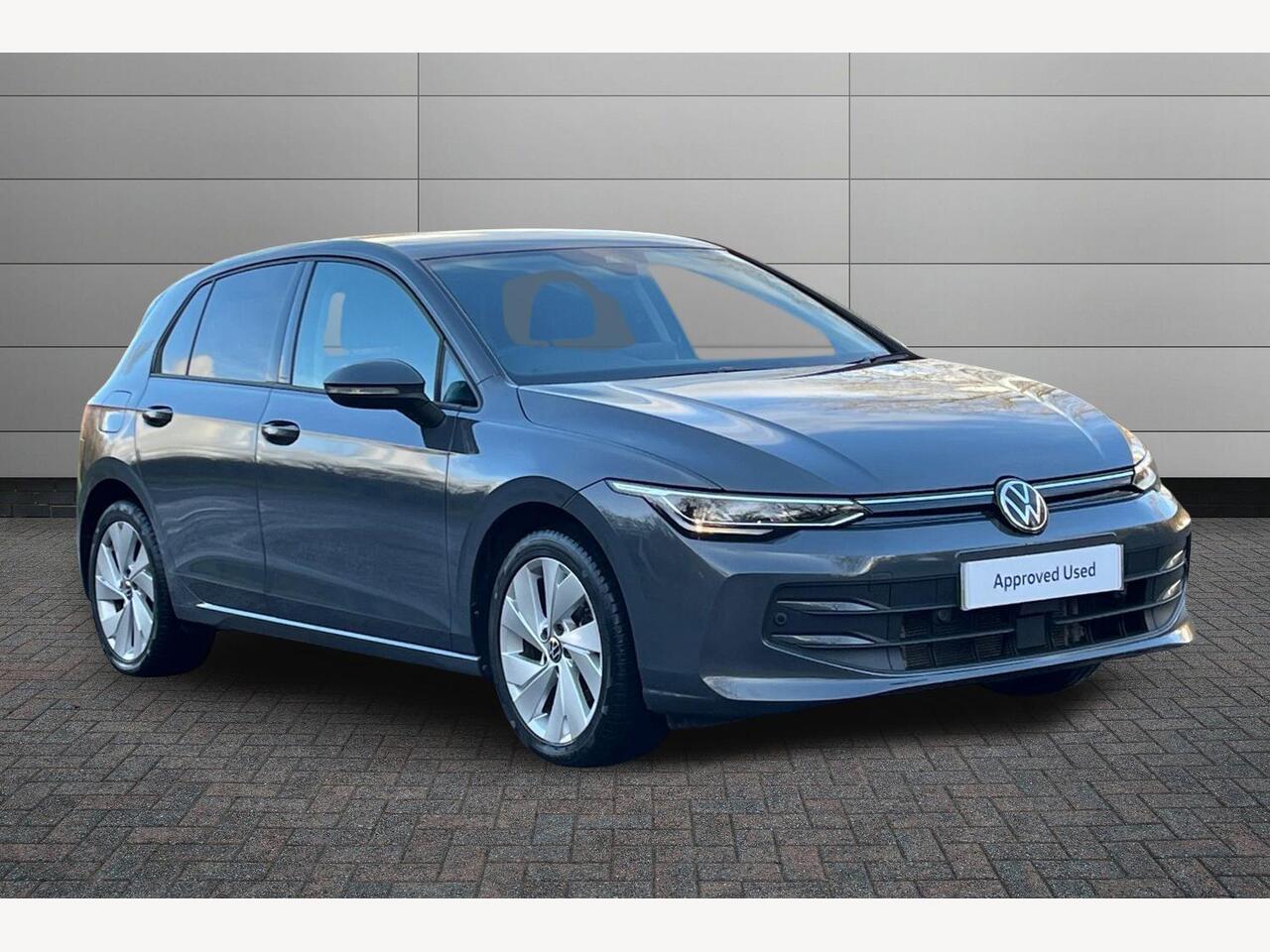 Main listing image - Volkswagen Golf