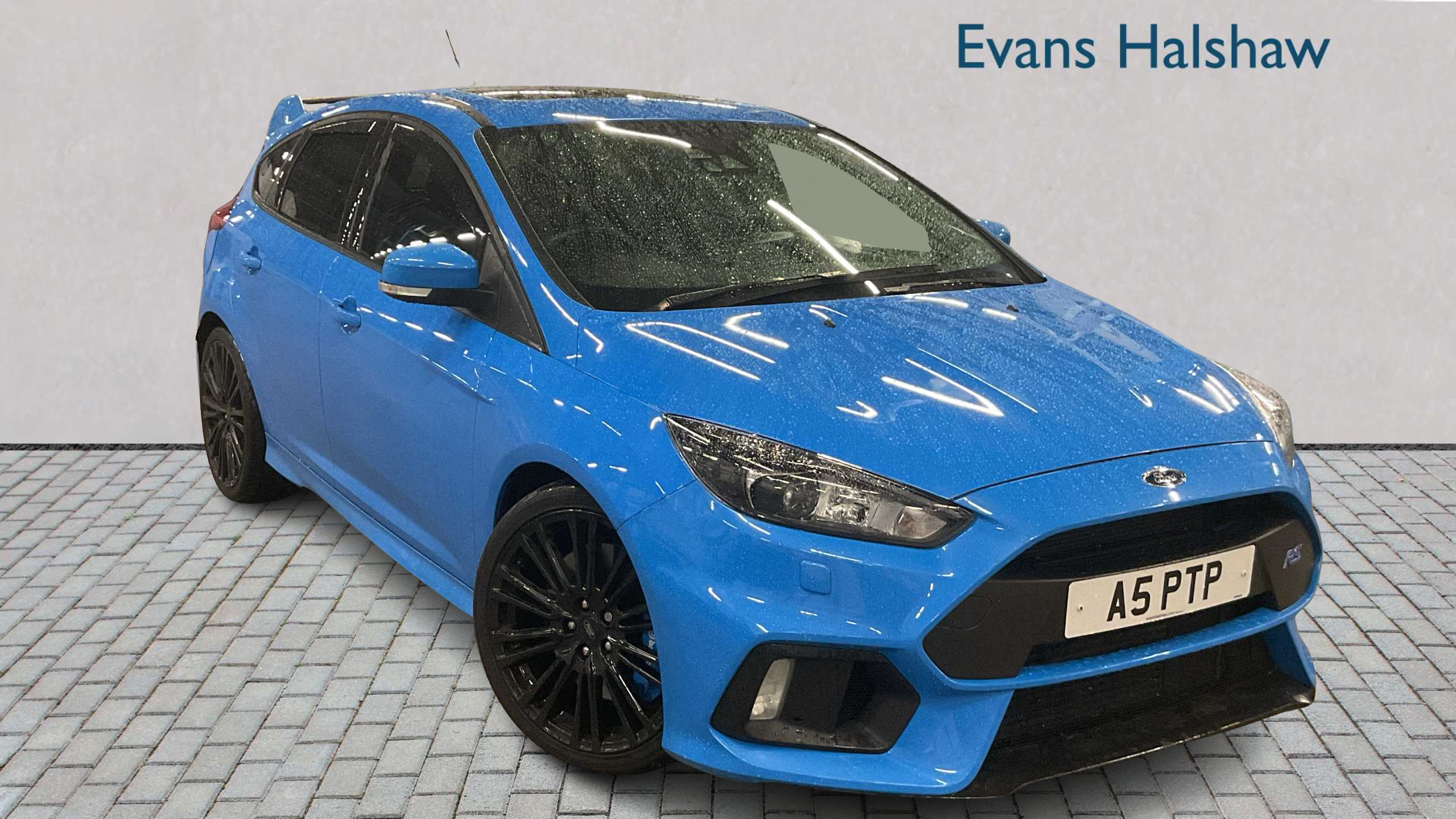 Main listing image - Ford Focus RS
