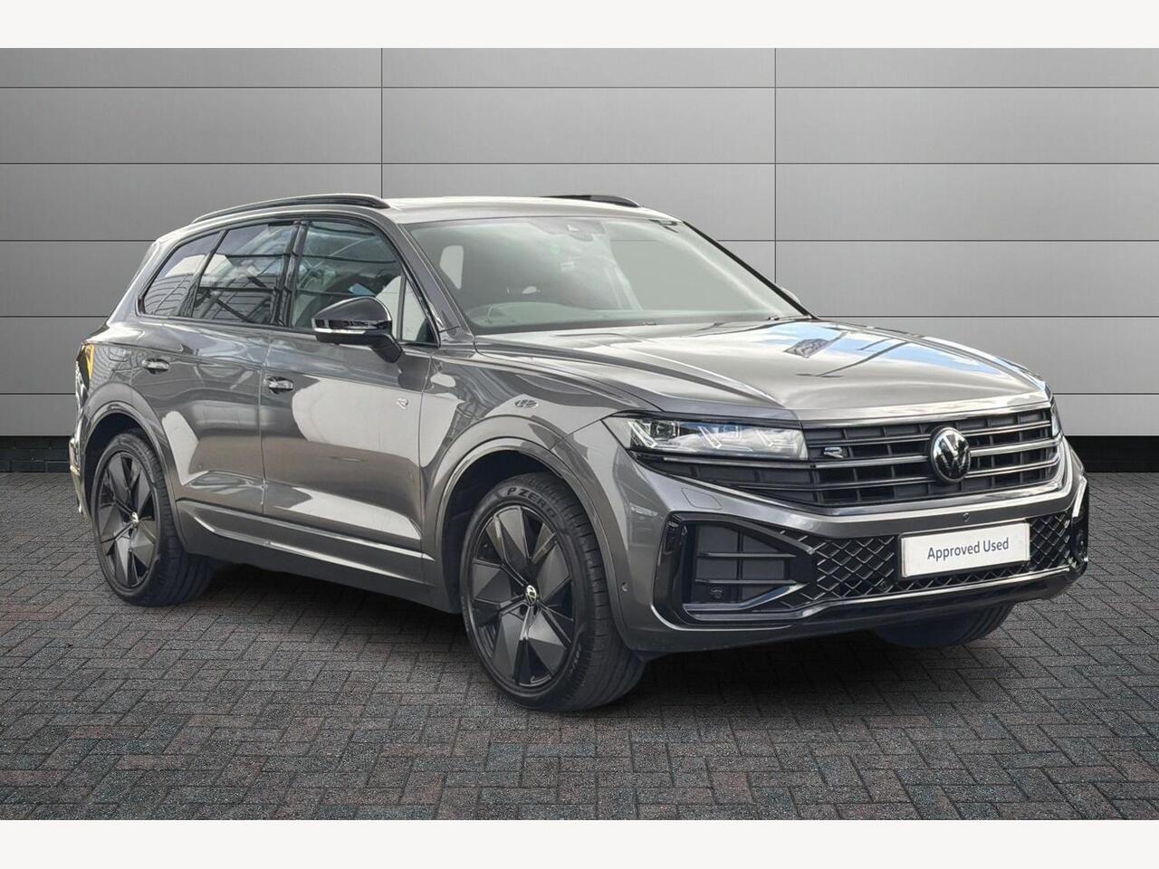 Main listing image - Volkswagen Touareg