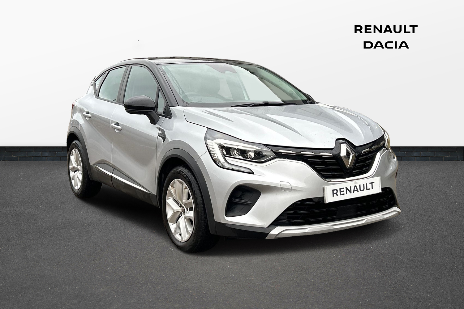 Main listing image - Renault Captur