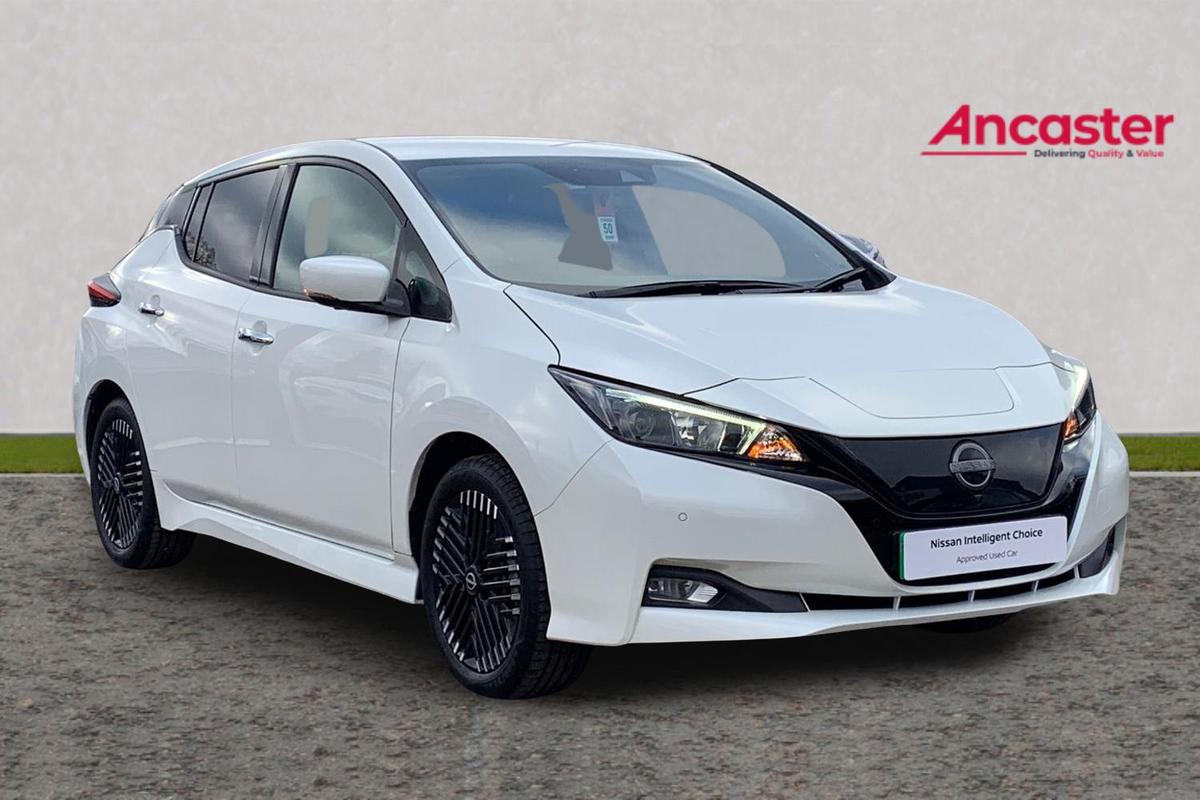 Main listing image - Nissan Leaf