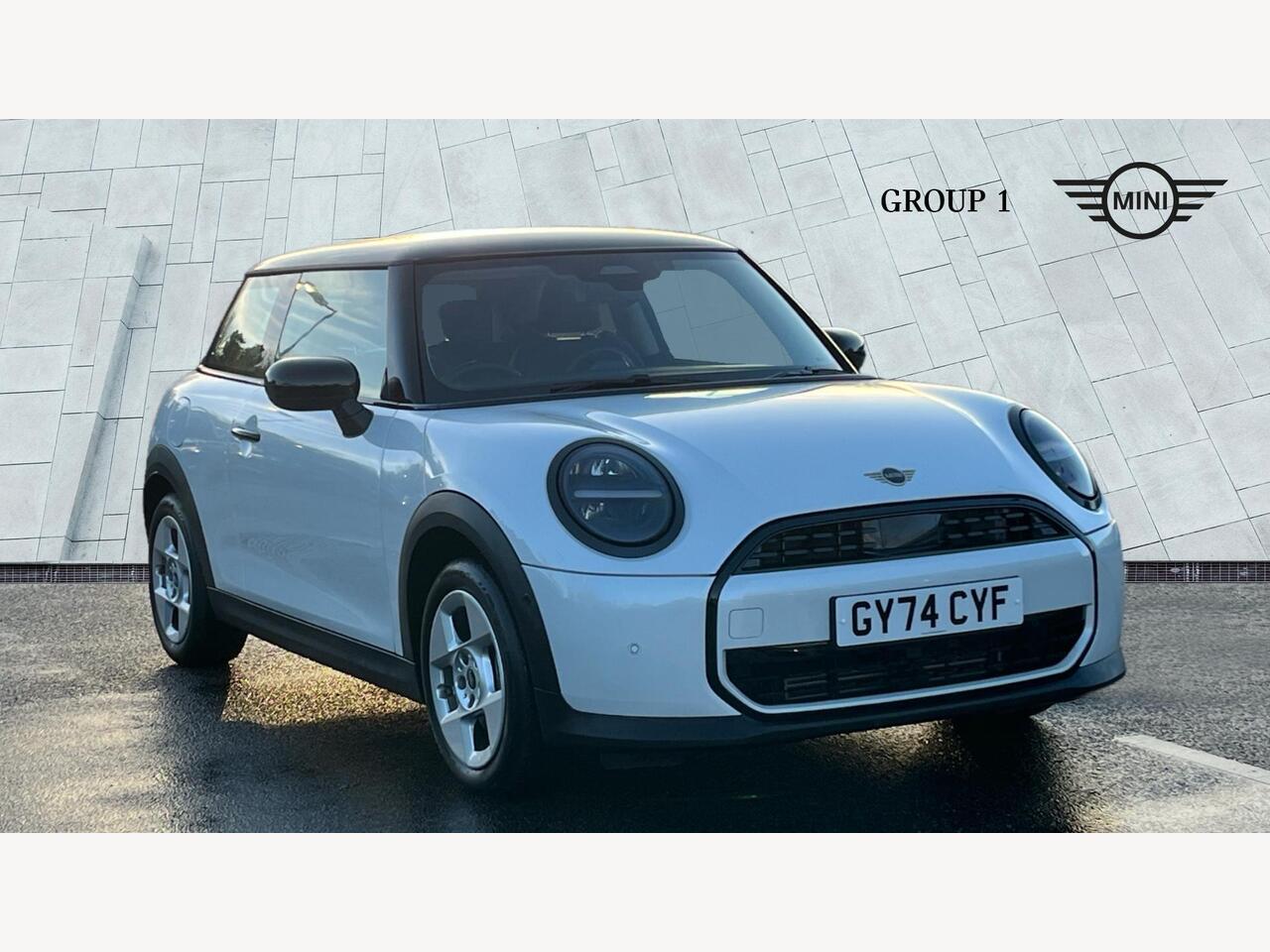 Main listing image - MINI Hatchback