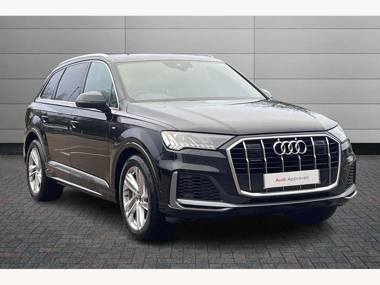 Main listing image - Audi Q7