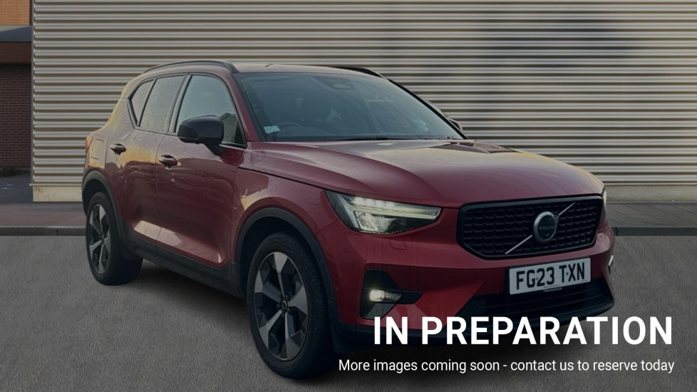 Main listing image - Volvo XC40
