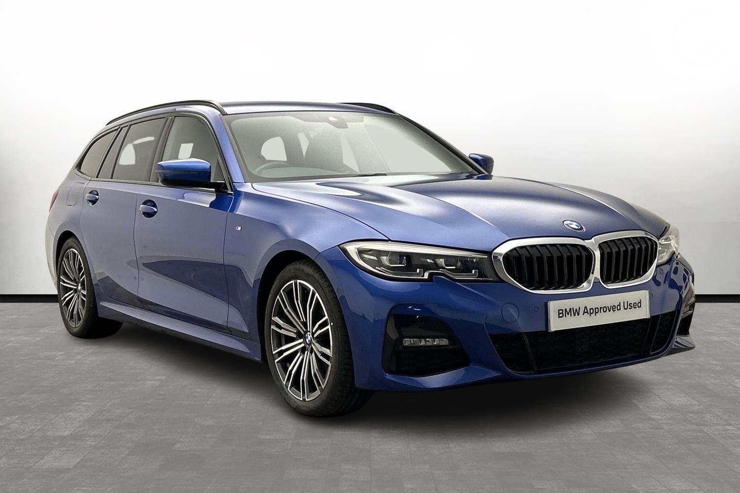 Main listing image - BMW 3 Series Touring