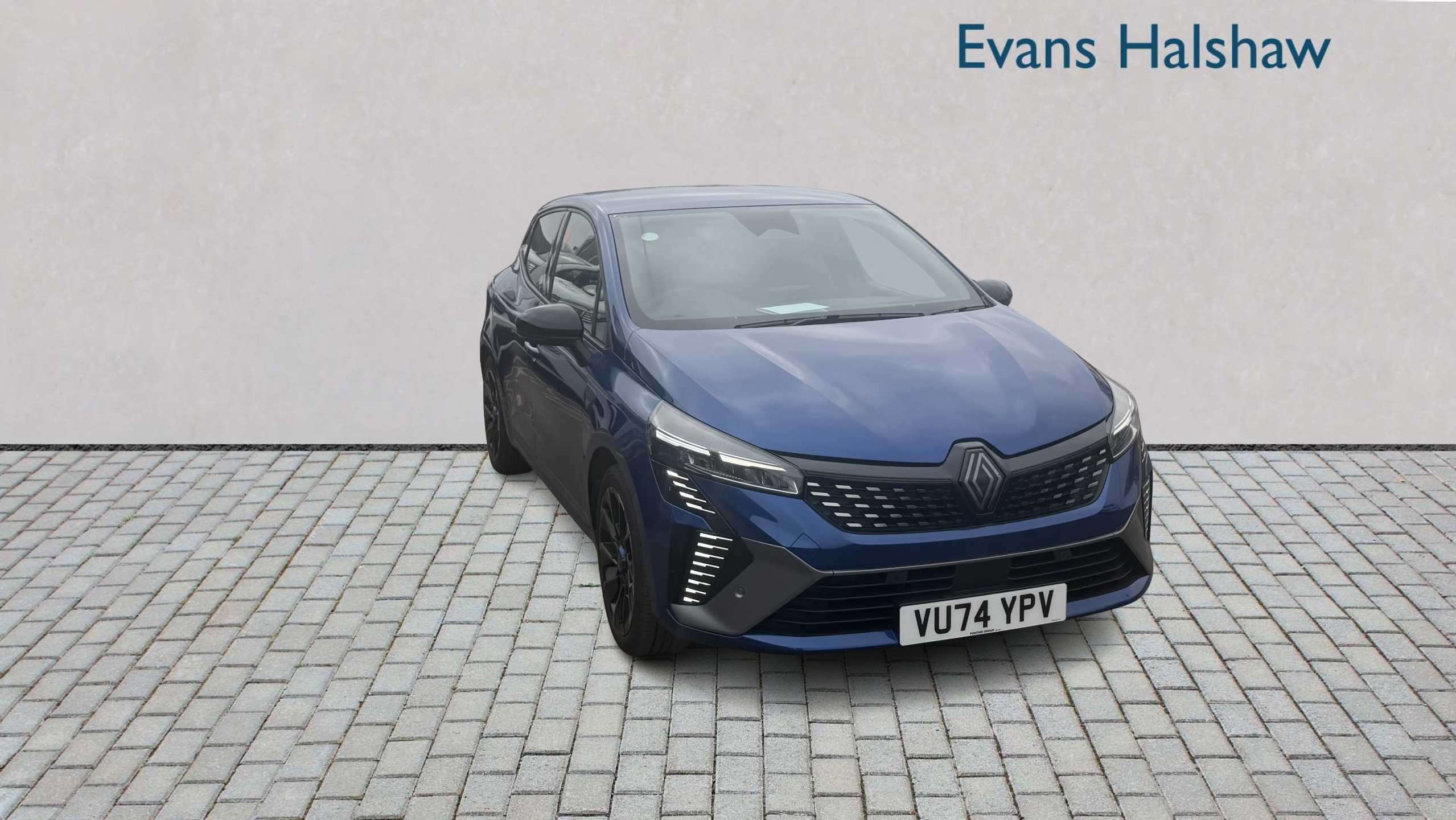 Main listing image - Renault Clio