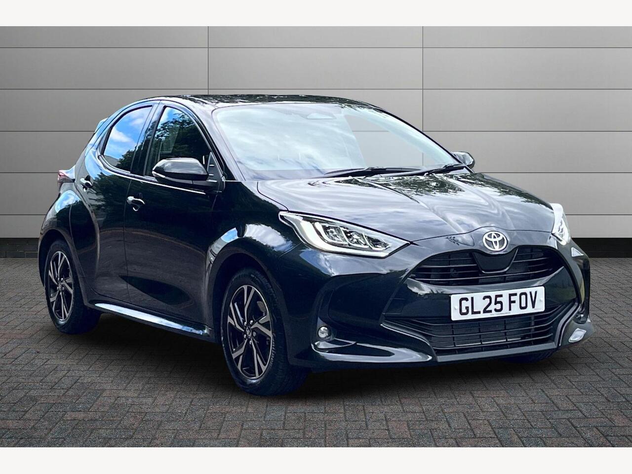 Main listing image - Toyota Yaris