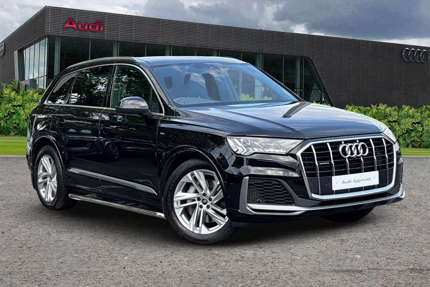 Main listing image - Audi Q7