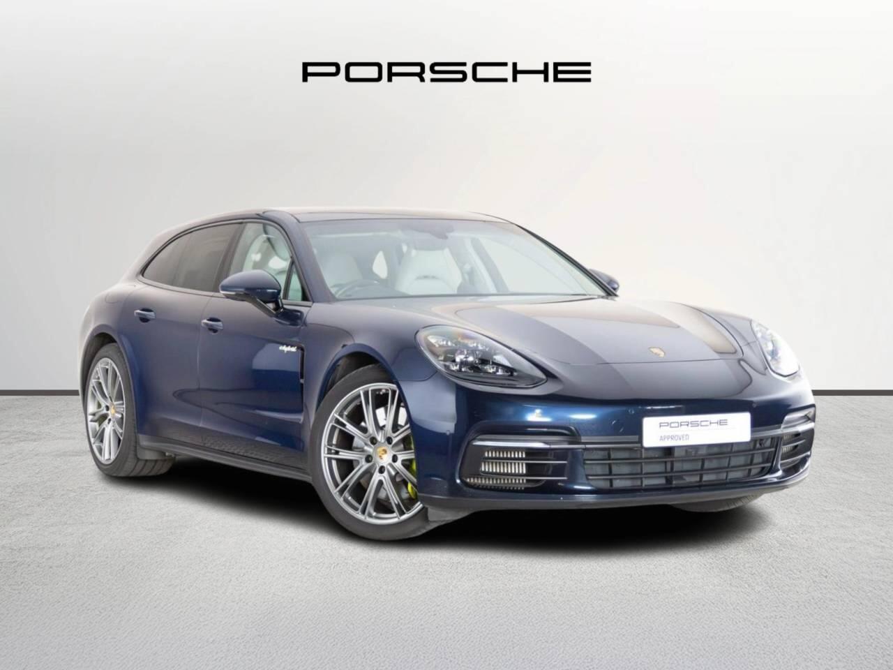 Main listing image - Porsche Panamera Sport Turismo