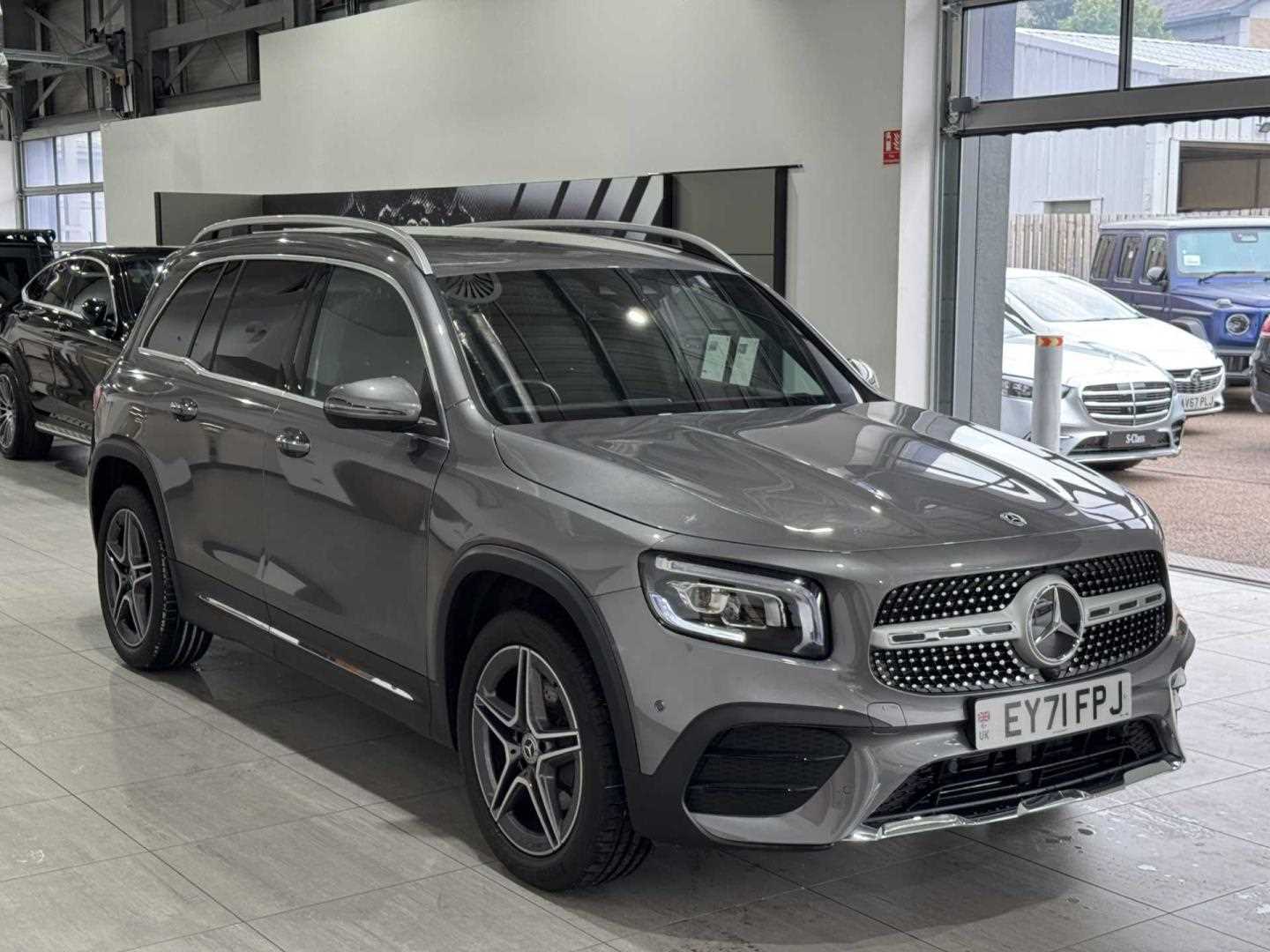 Main listing image - Mercedes-Benz GLB