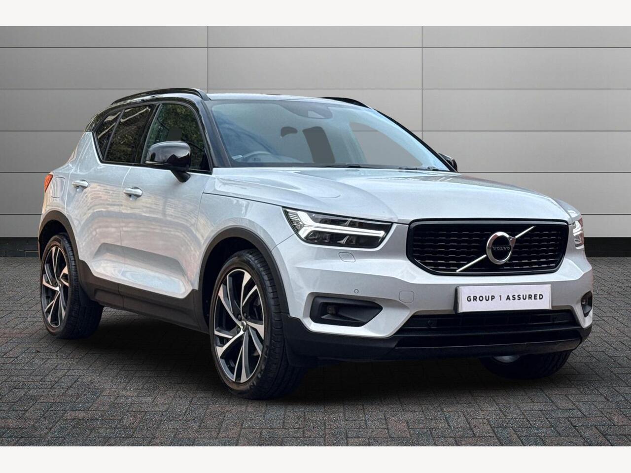 Main listing image - Volvo XC40