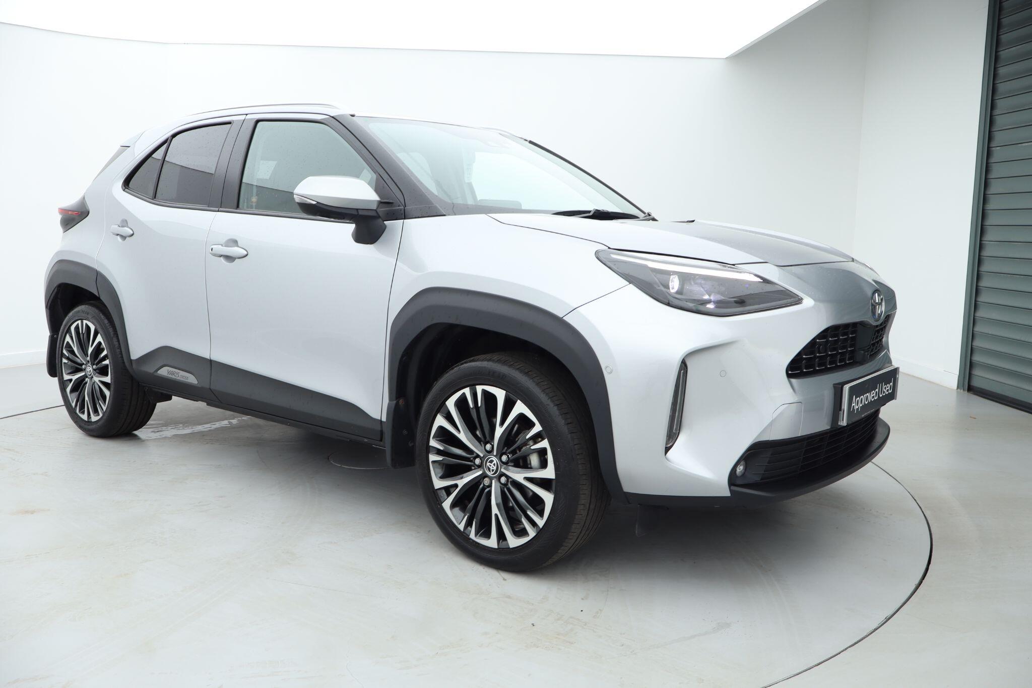 Main listing image - Toyota Yaris Cross