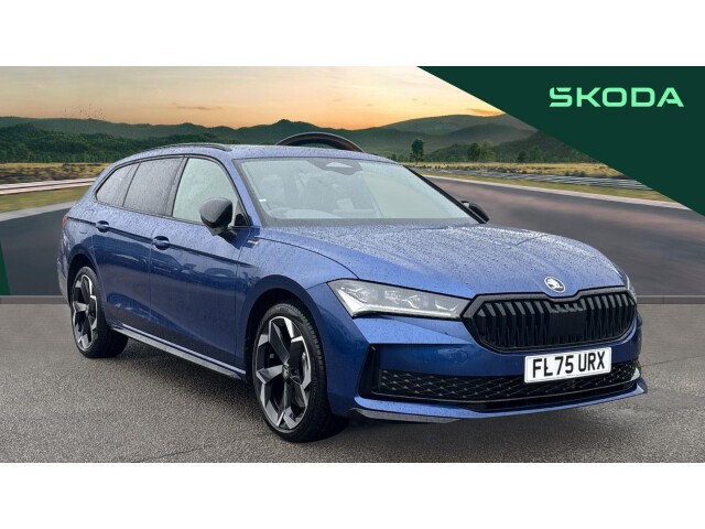 Main listing image - Skoda Superb Estate