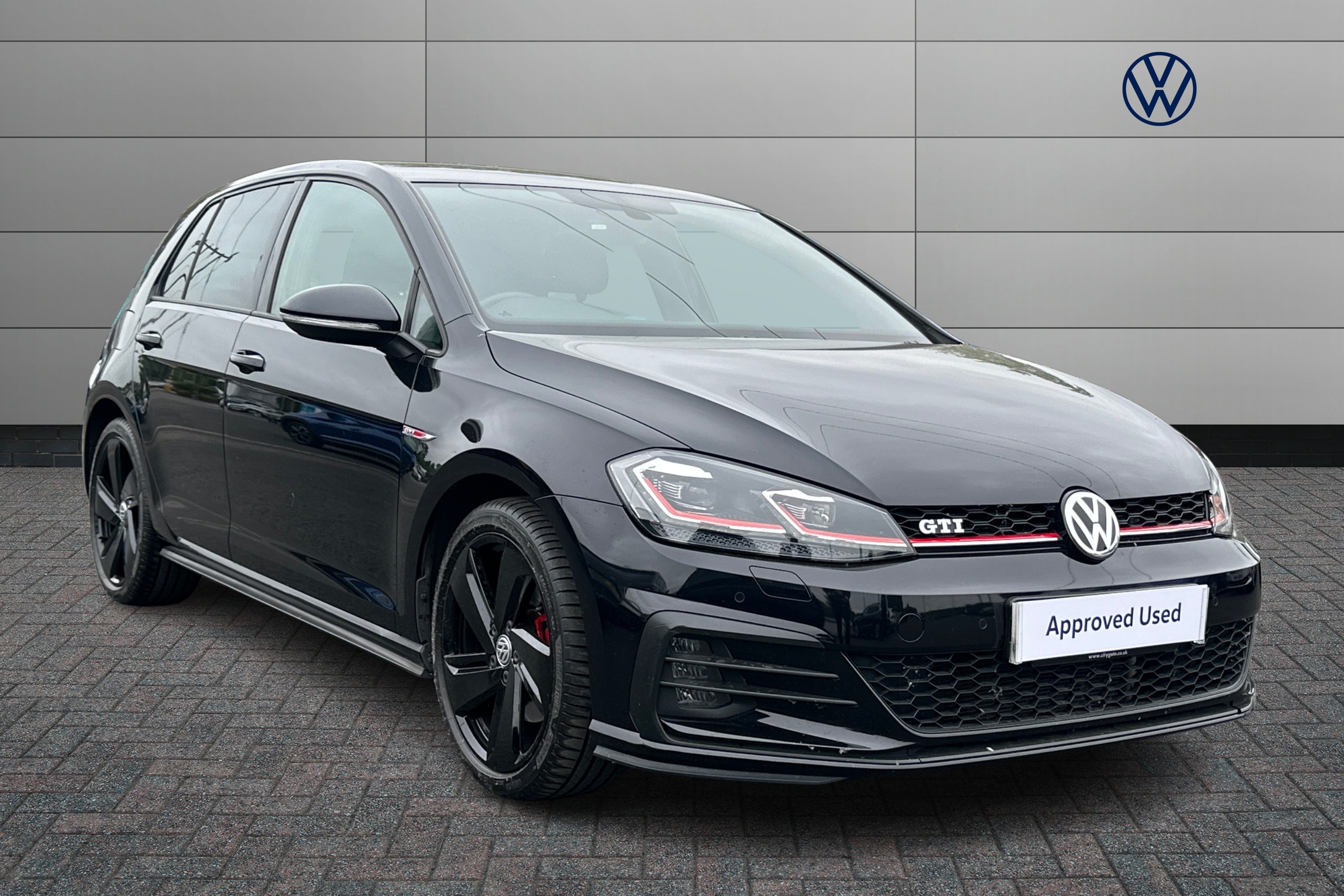Main listing image - Volkswagen Golf GTI