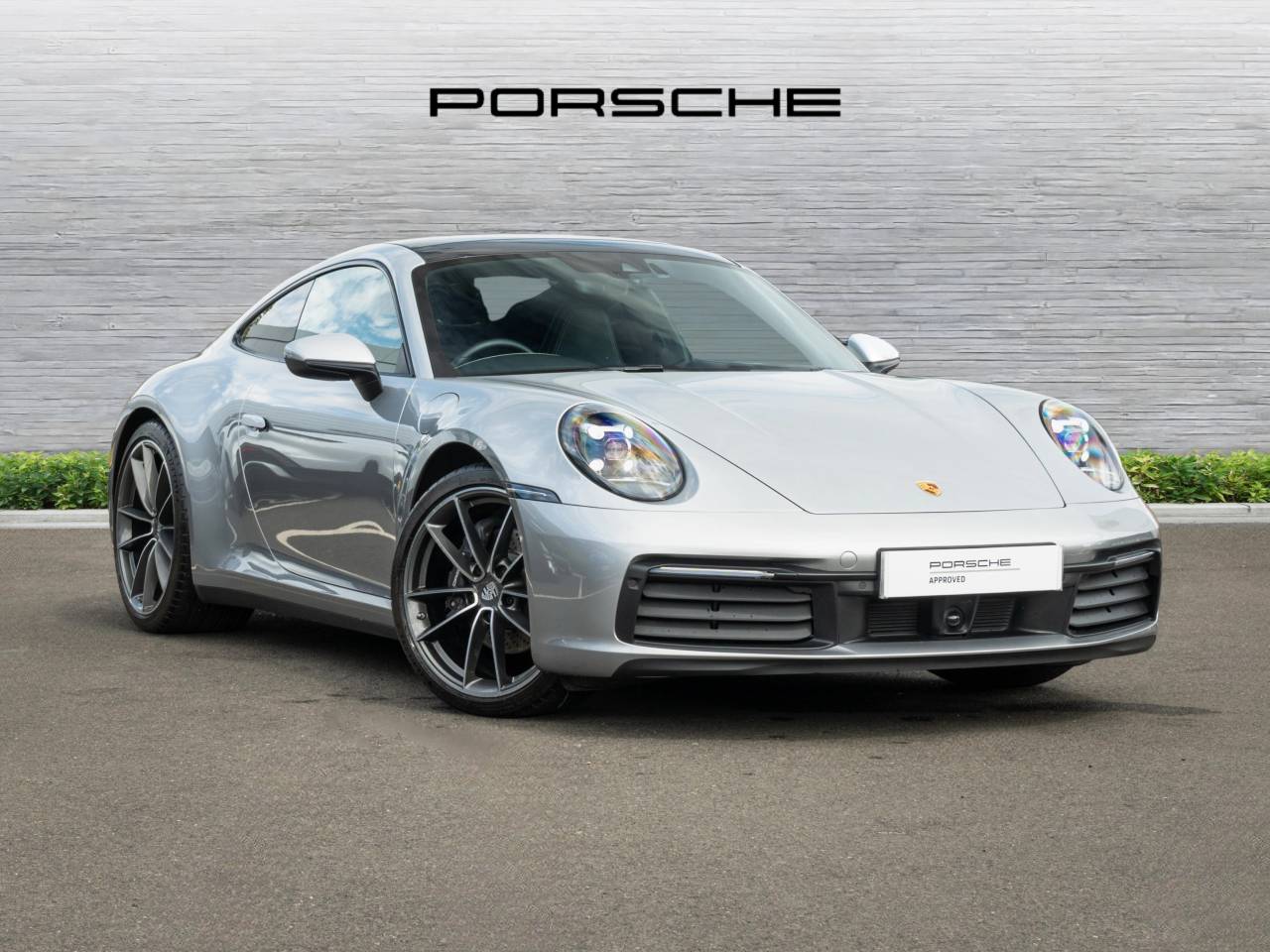 Main listing image - Porsche 911
