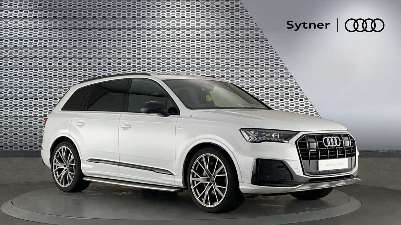 Main listing image - Audi Q7