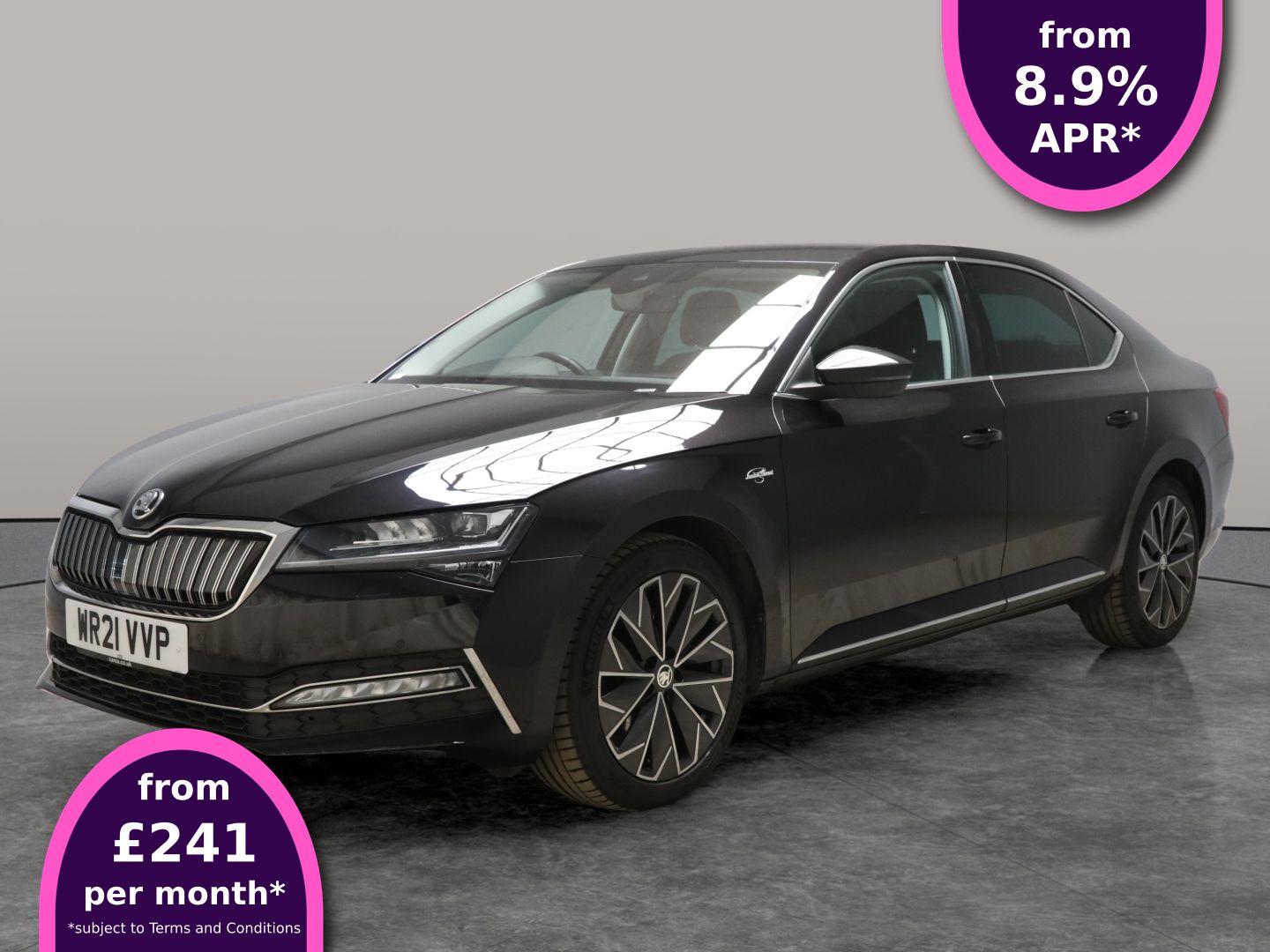 Main listing image - Skoda Superb