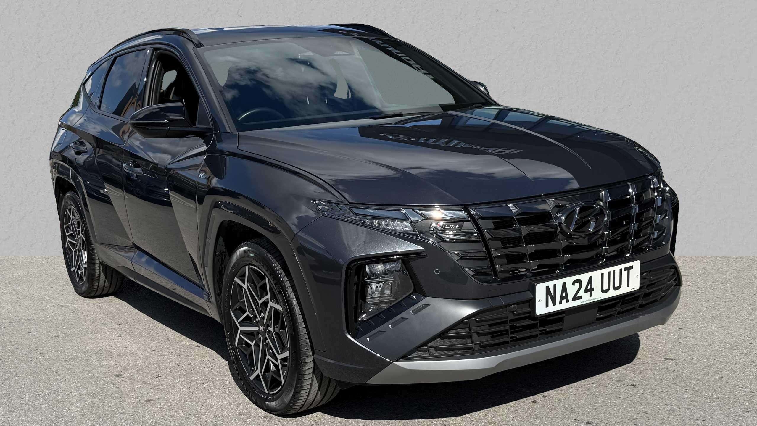 Main listing image - Hyundai Tucson