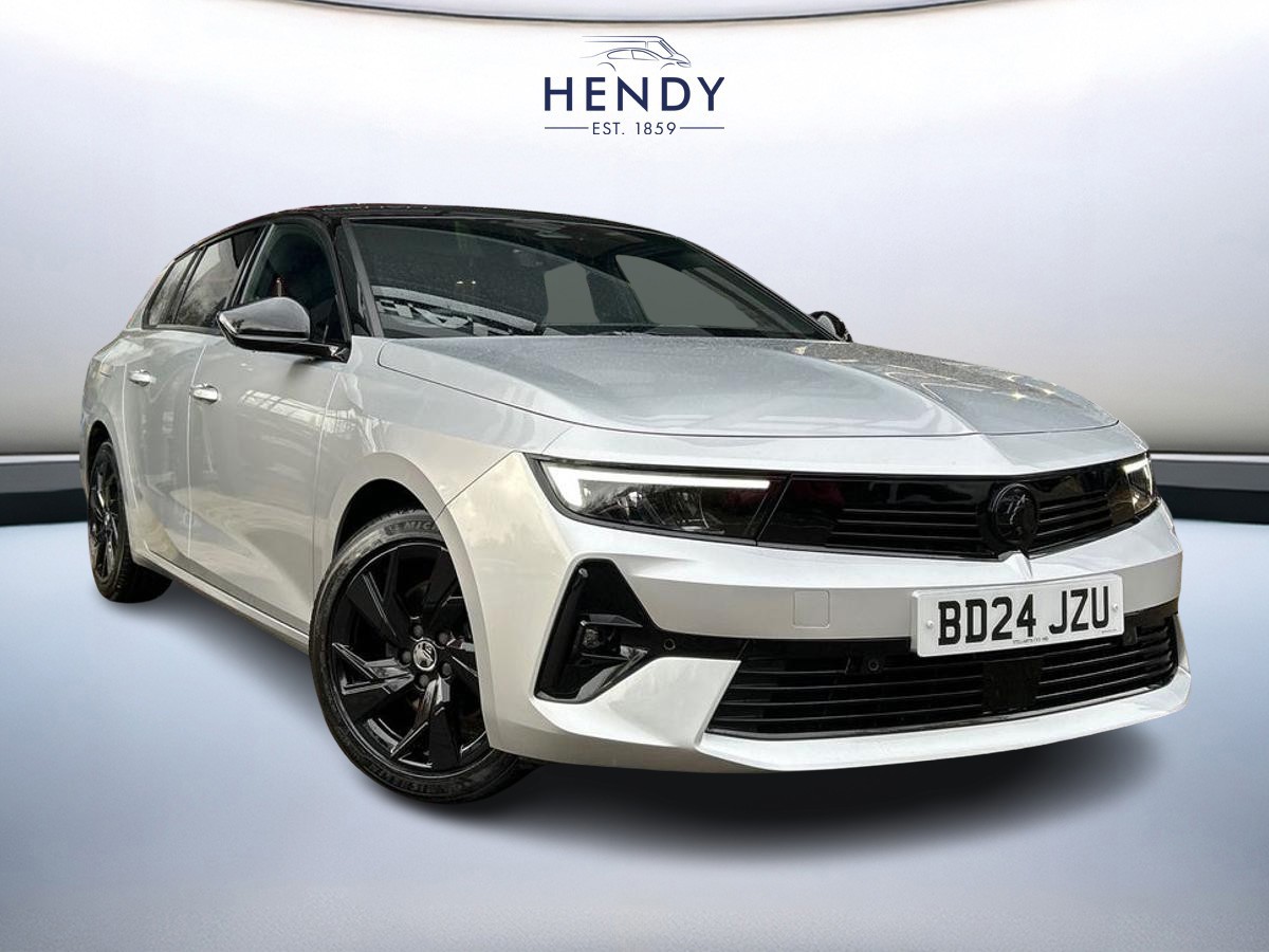 Main listing image - Vauxhall Astra Sports Tourer