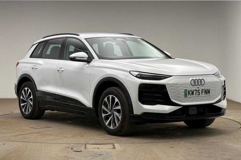 Main listing image - Audi Q6