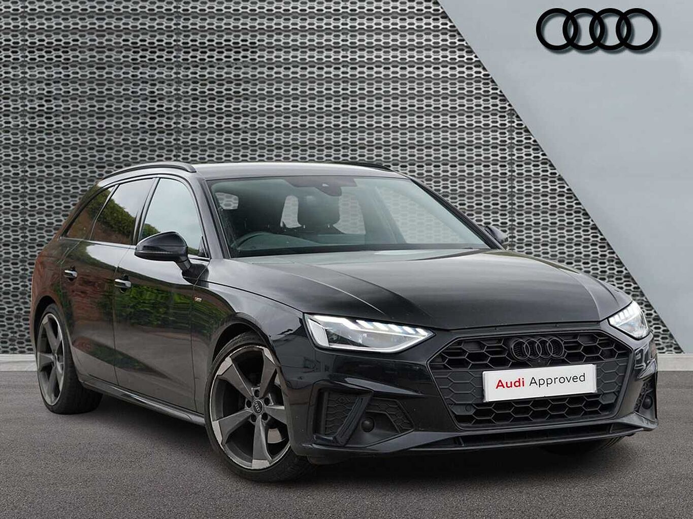 Main listing image - Audi A4 Avant