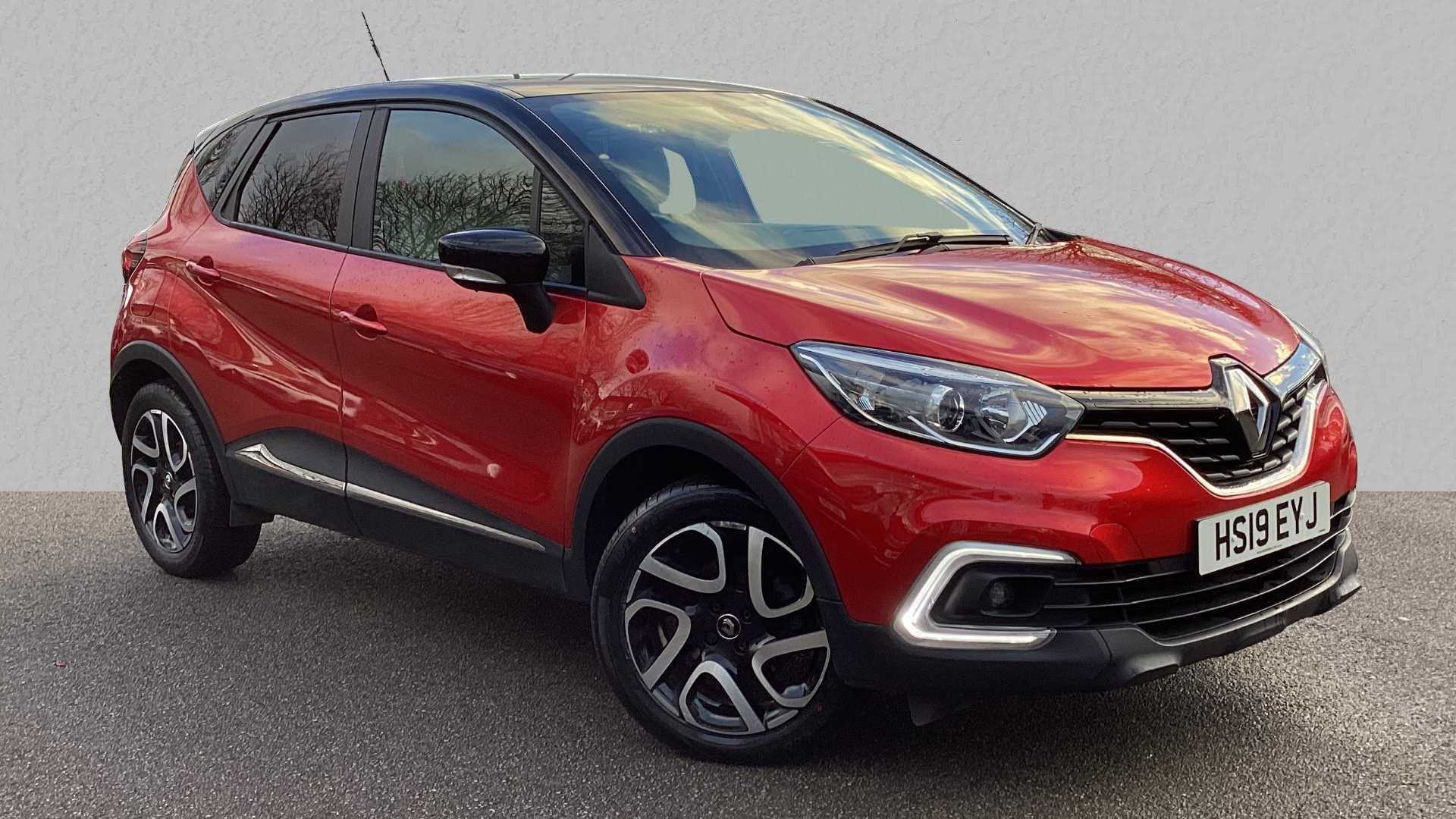 Main listing image - Renault Captur