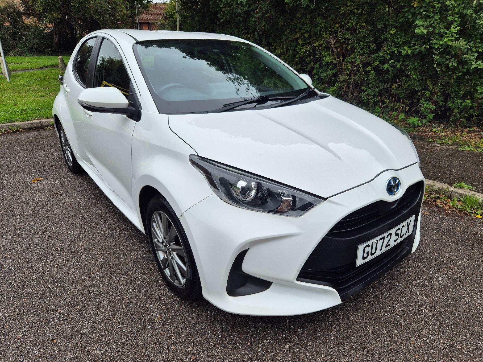 Main listing image - Toyota Yaris