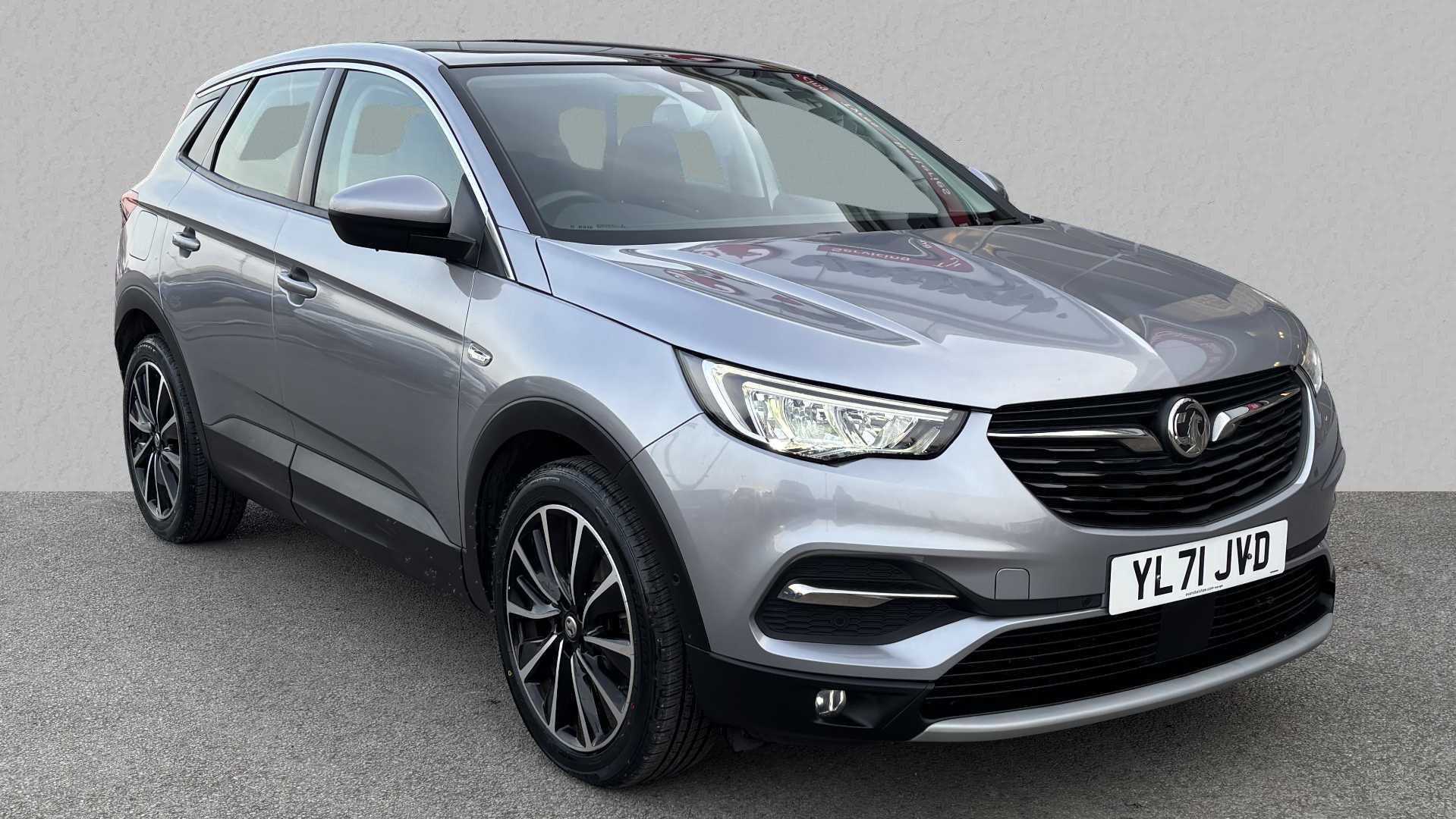 Main listing image - Vauxhall Grandland X